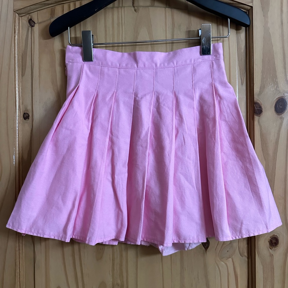 Elegant Pink Mini Skirt